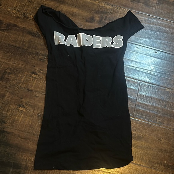 Tops - Raiders Custom Cut and Designed Shirt Size M